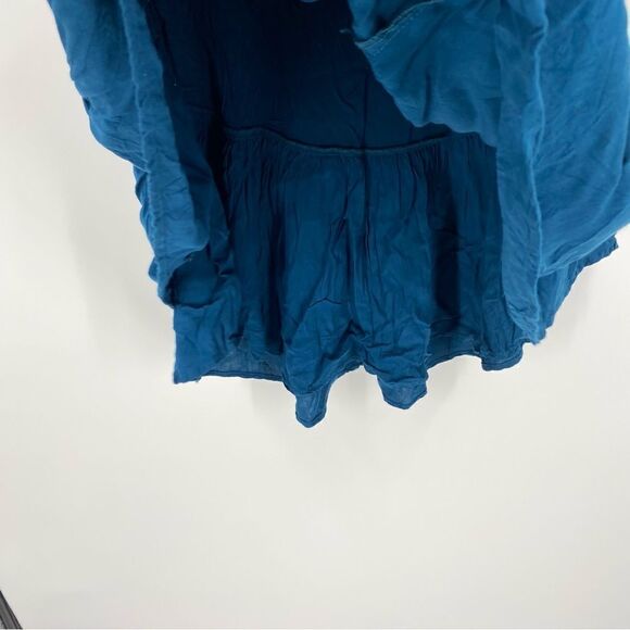 Romeo & Juliet Couture Women’s Blue Sleeveless Romper size S - Picture 2 of 4